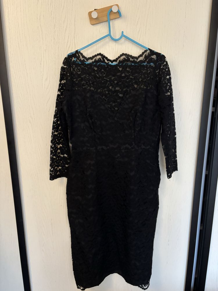 Koronkowa czarna eleganvka sukienka w stylu vintage retro karnawal bal