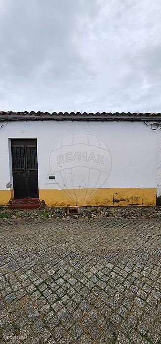 Moradia T1 para venda
