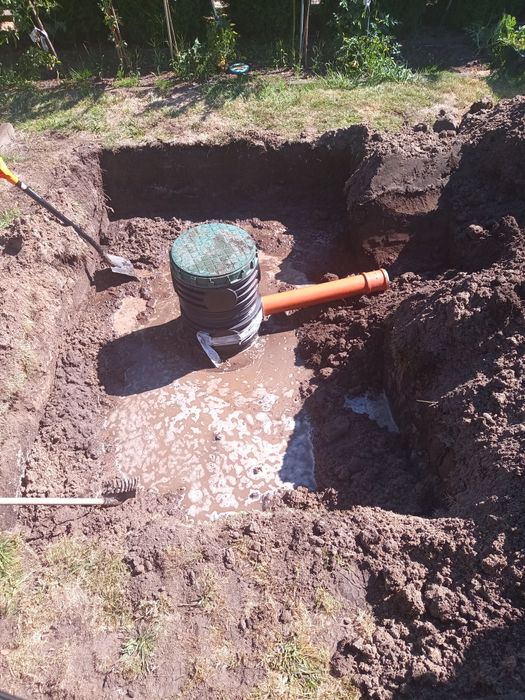 Mały zbiornik szambo oczyszczalnia ekologiczna na działkę Graf Flat  1