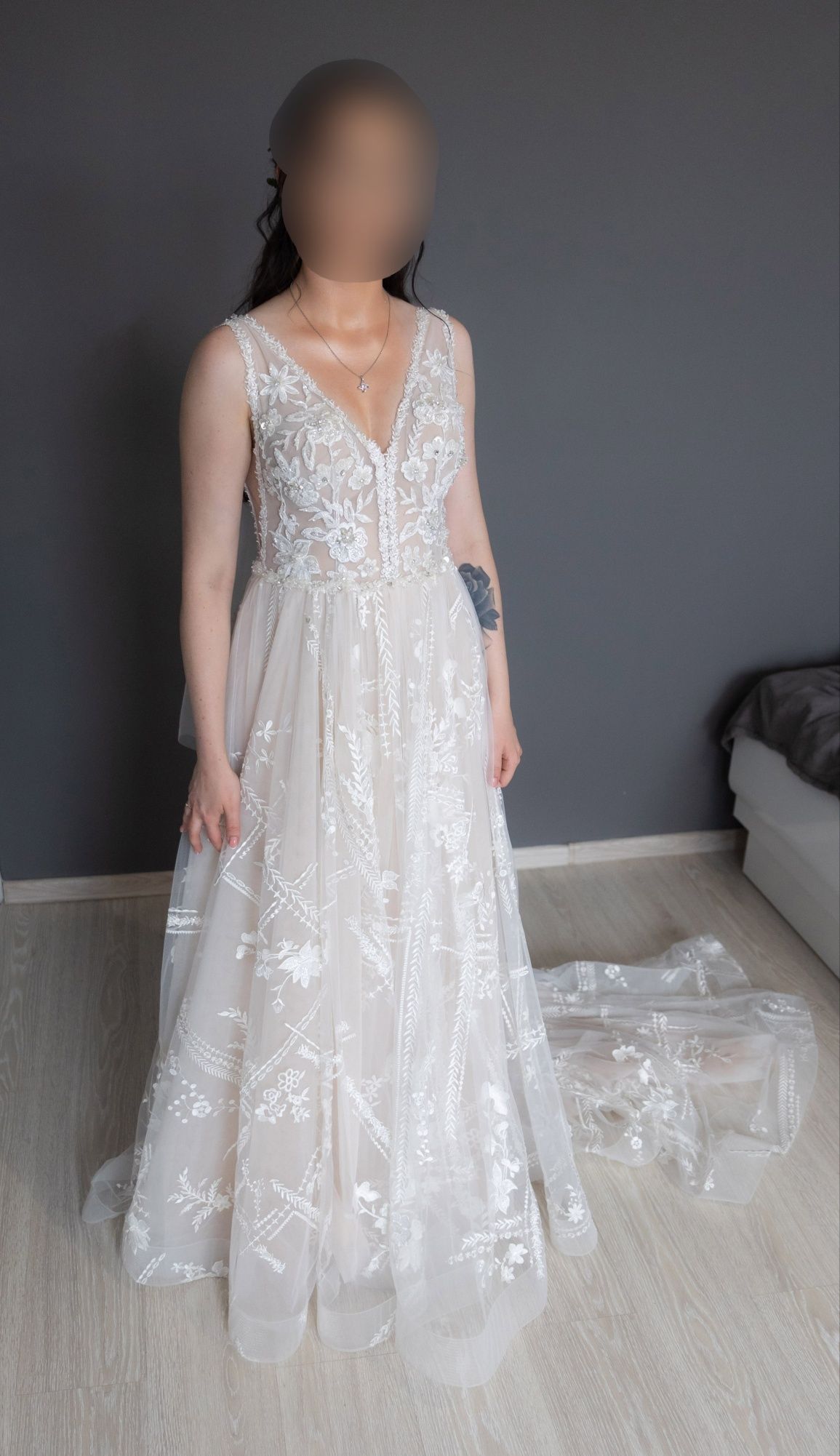 Suknia- Boho, koronka, tren, Glamour