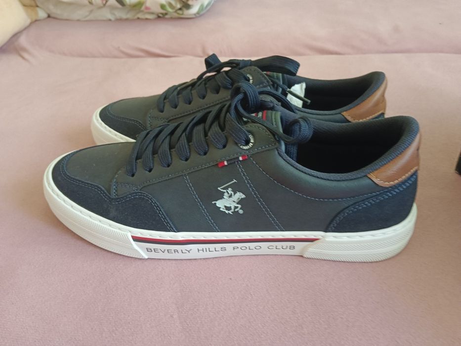 Чоловічі  кросівки  Polo 41 розмір, нові