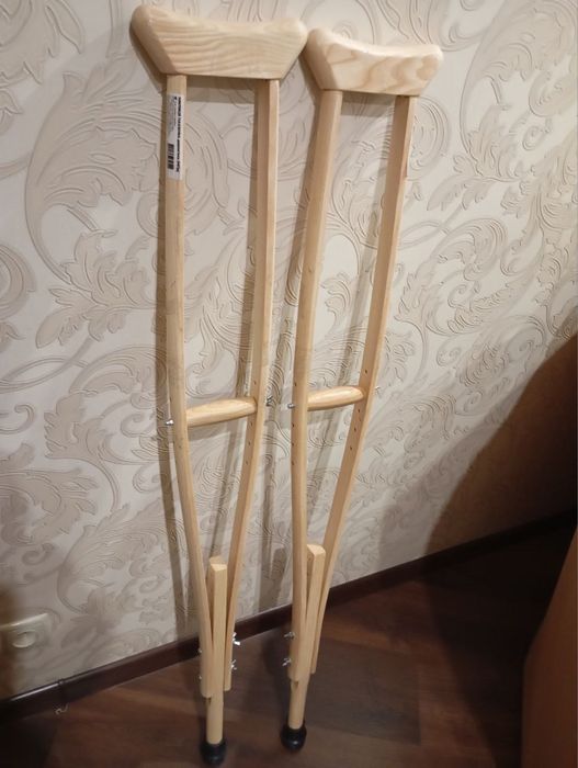 Костыли продам.