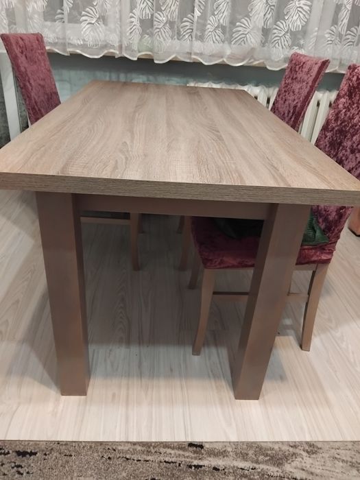 Stół rozkladany jak nowy