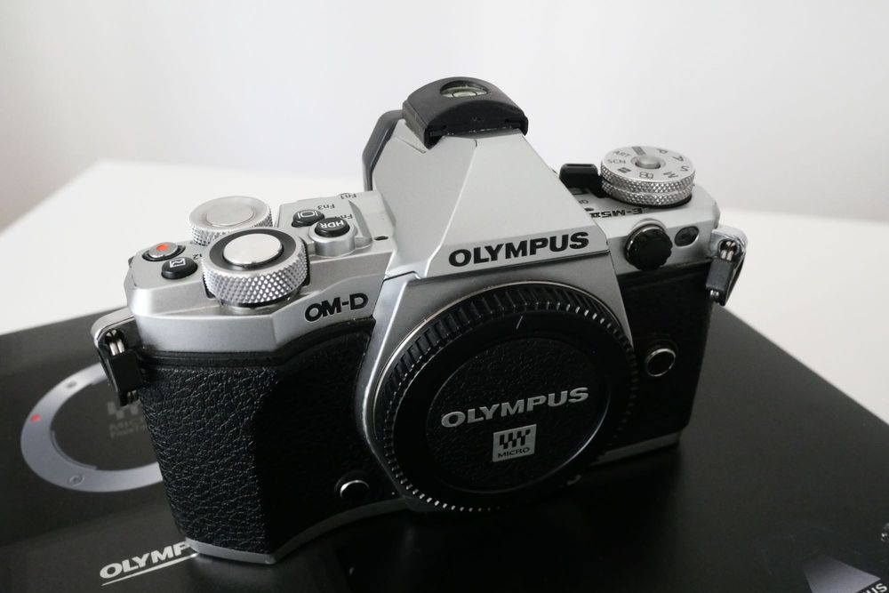 Olympus OM-D E-M5 Mark II Silver