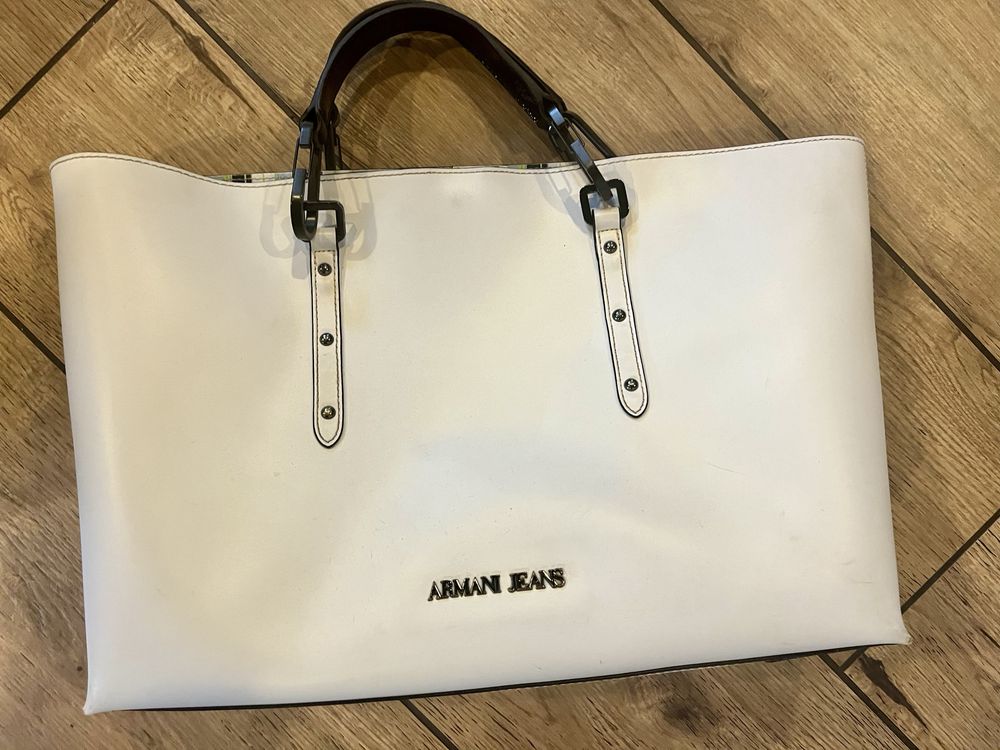 Armani jeans duza torebka biala