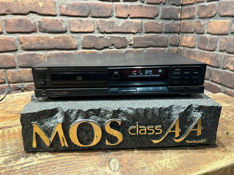 Odtwarzacz CD Technics SL-P 212