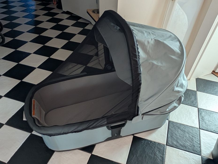 Gondola bassinet Thule Urban Glide 3 + adaptery, moskitiera, raincover