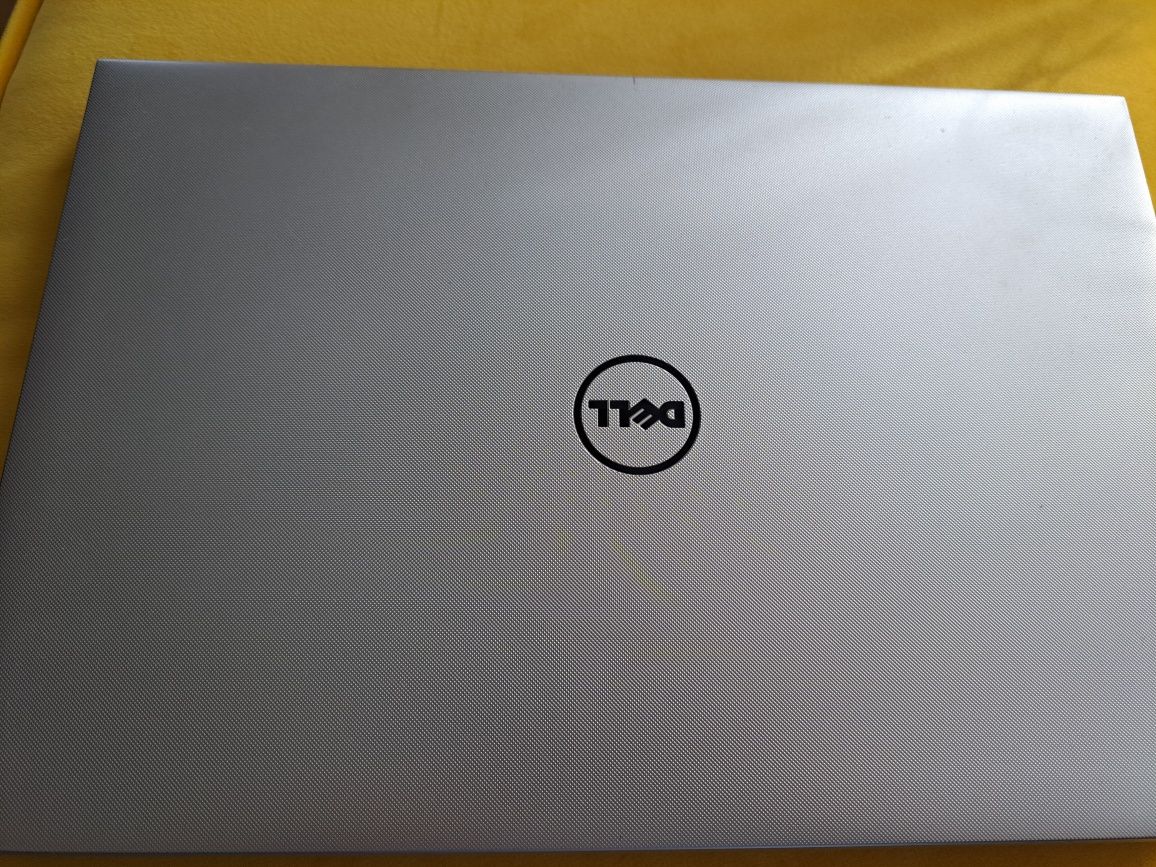 Laptop Dell Inspiron 5559