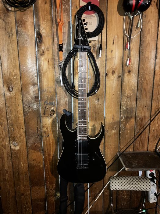 Ibanez rgr321ex com EMG 81