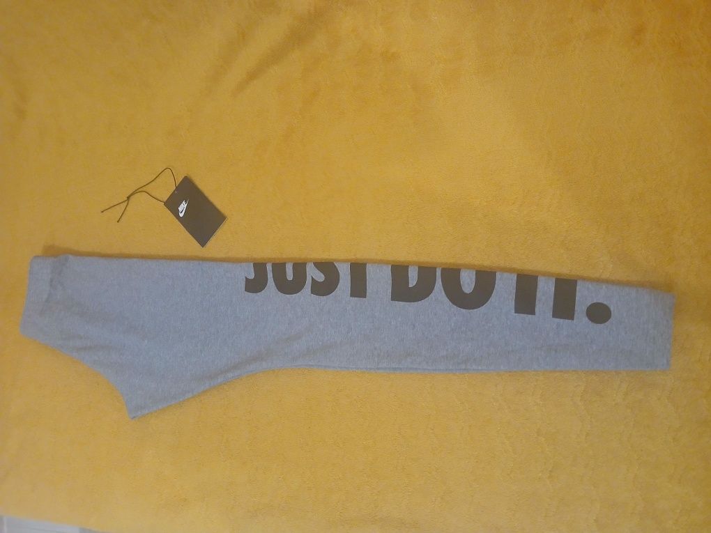 Legginsy Nike xs getry sportowe nowe szare spodnie