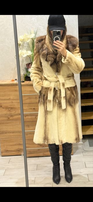 Норкова шуба з соболем