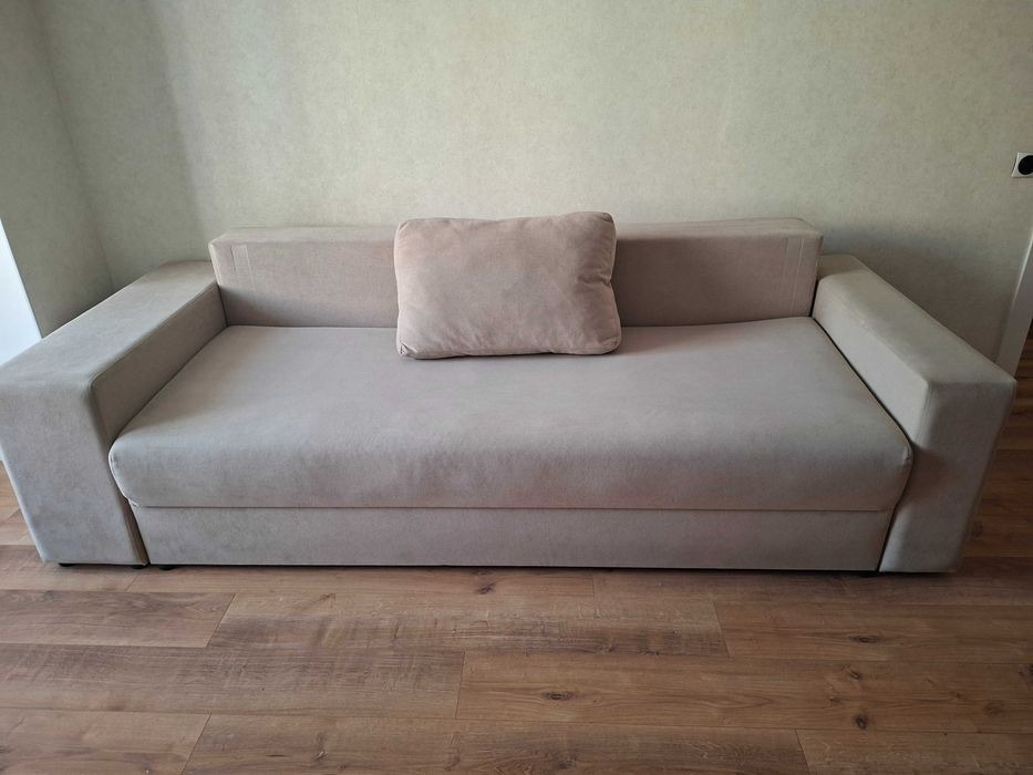 Продам діван у відмінному стані