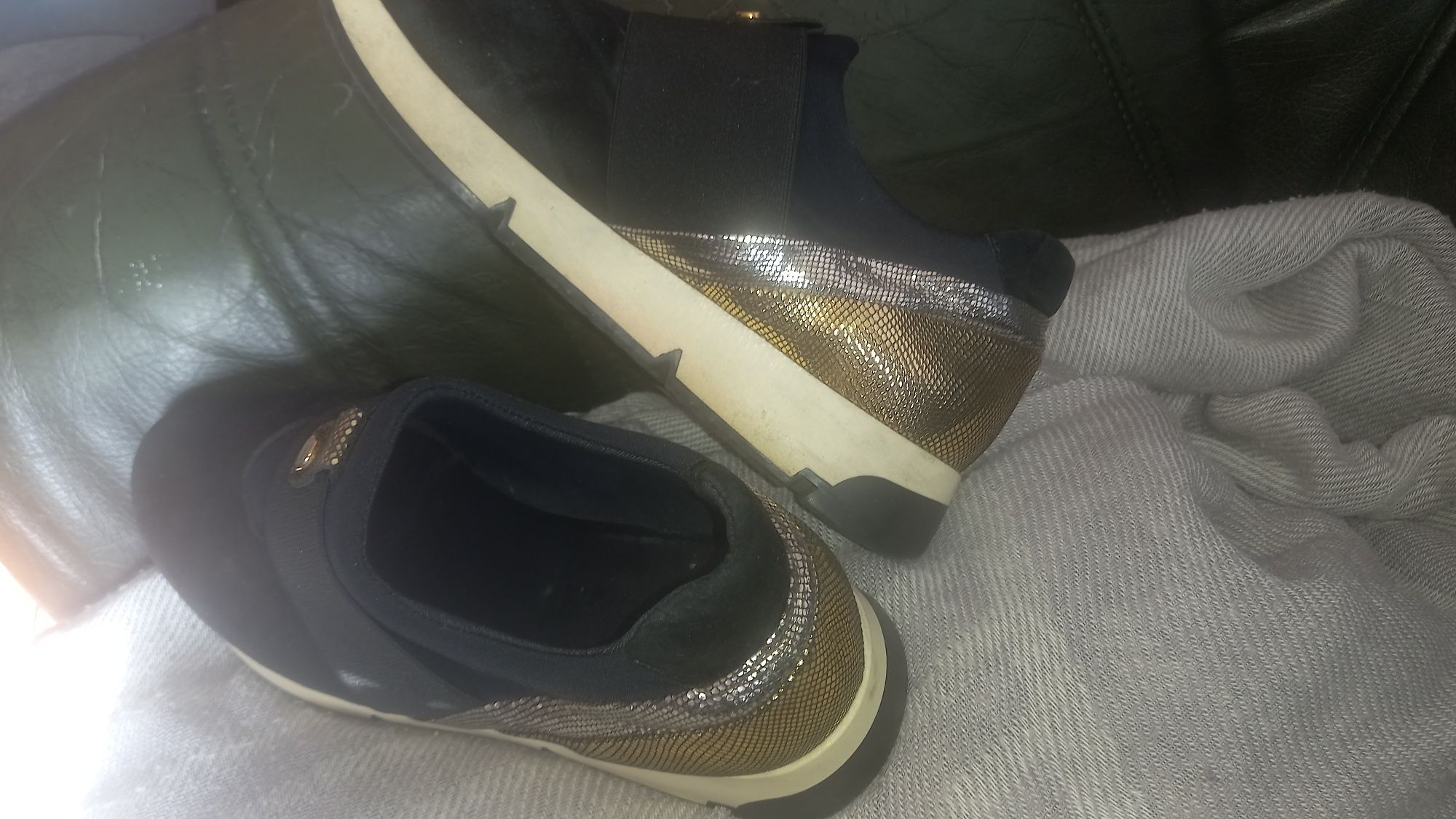 Botas  e tenis senhora  37