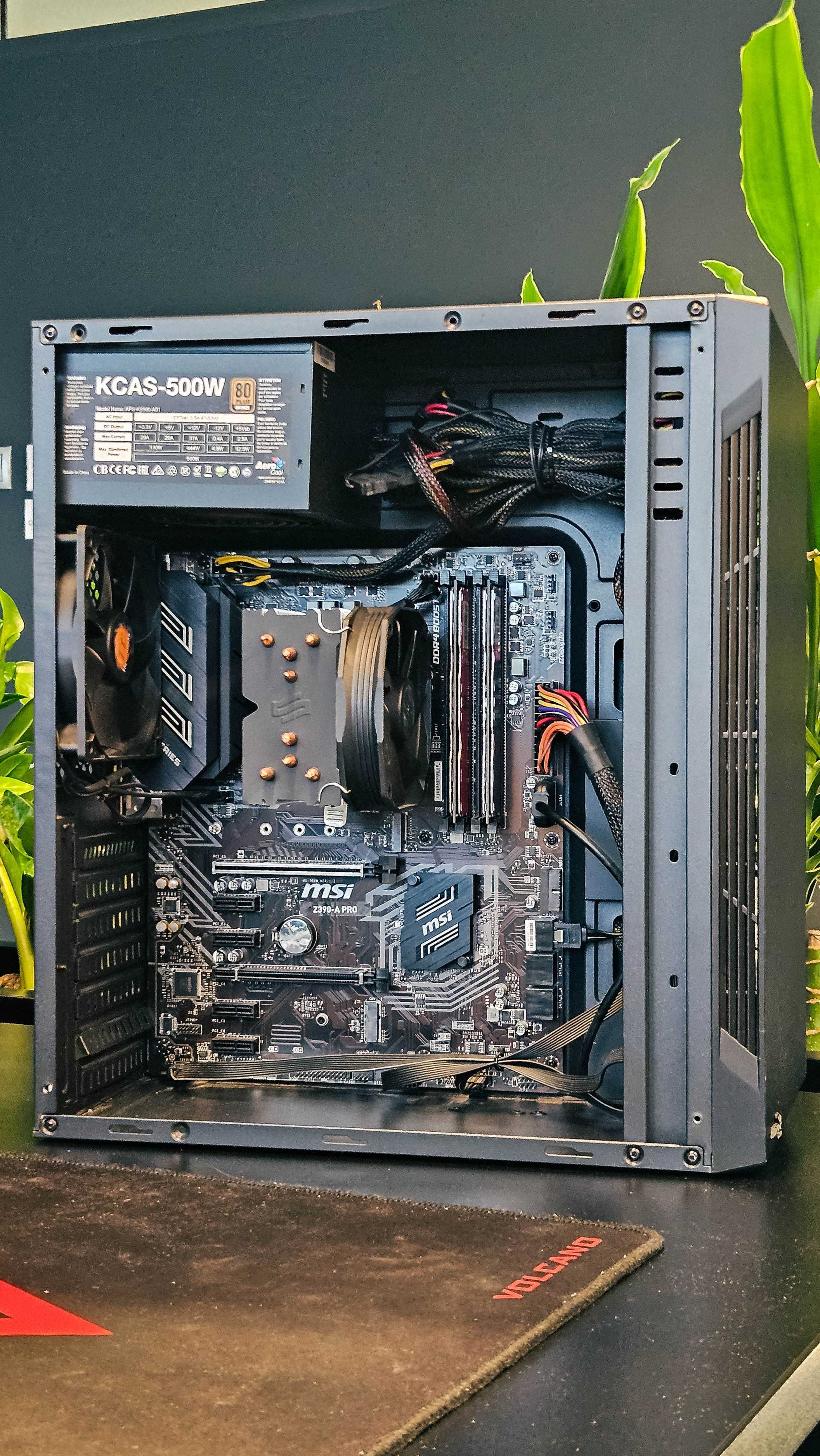 Komputer Stacjonarny | i5-9600k | 16GB DDR4 | 240 gb SSD | 16