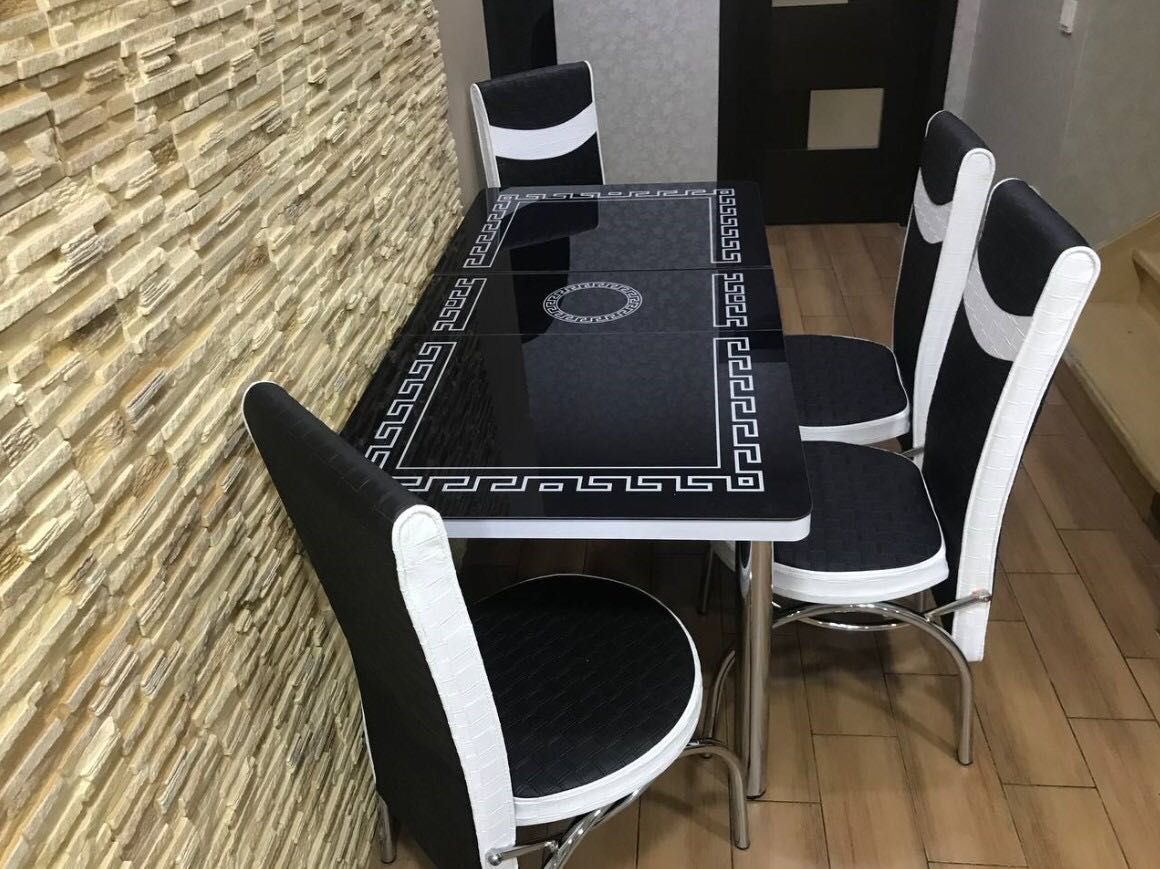 Обеденный раскладной стеклянный кухонный стол со стульями Обідній стіл