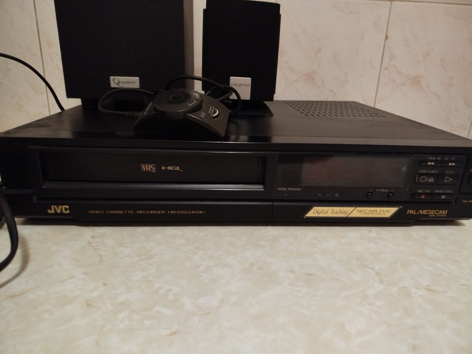 Продам Видеомагнитофон JVC