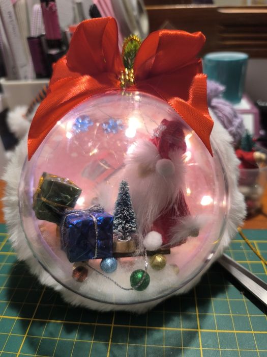 Bombka akrylowa duża