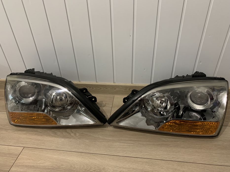 Фари Kia Sorento 1 оптика фонарі Кіа Соренто фара ліва дорест рест