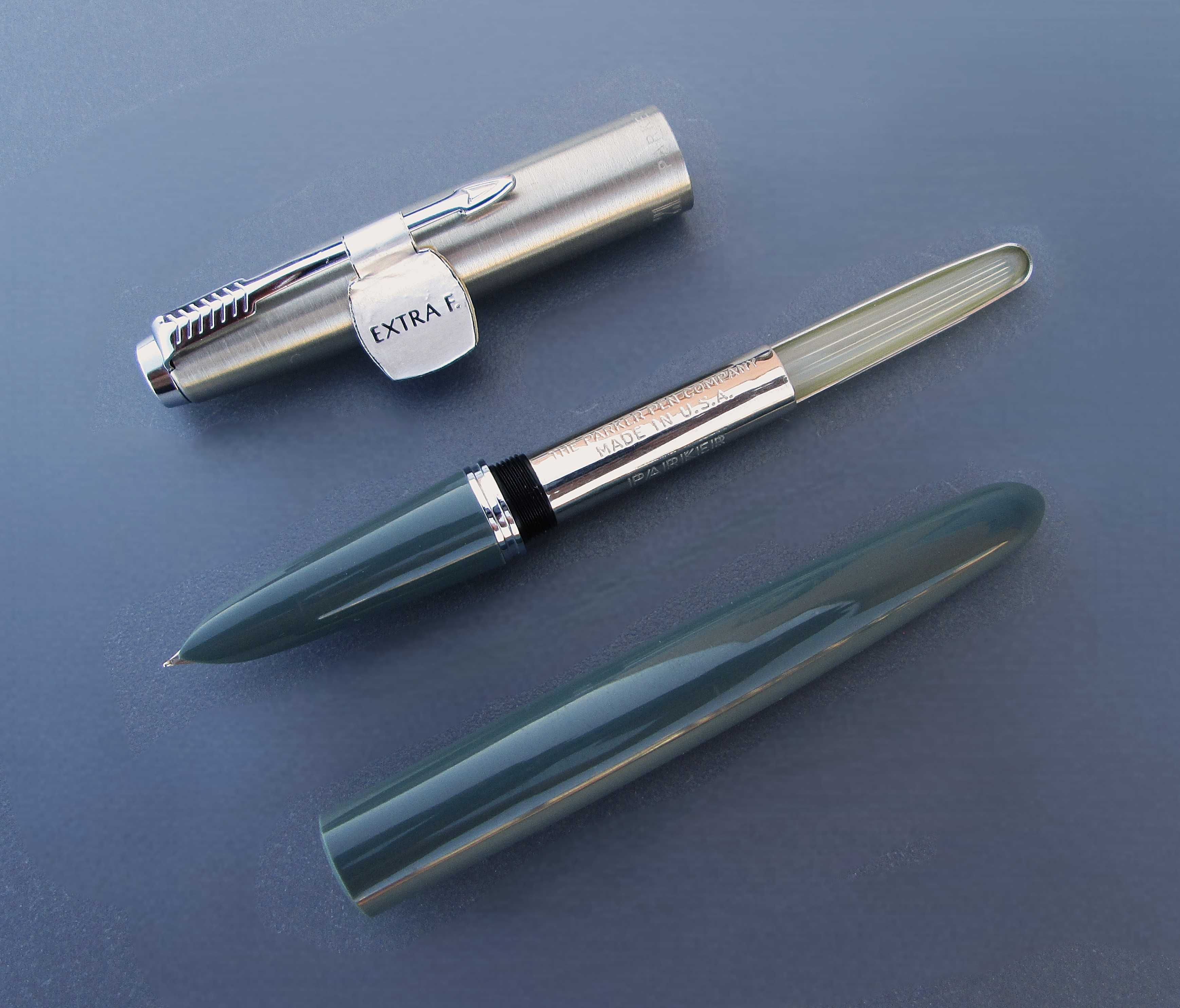 1960's Caneta Tinteiro PARKER 21 Navy Grey c/ aparo EF - NUNCA USADA