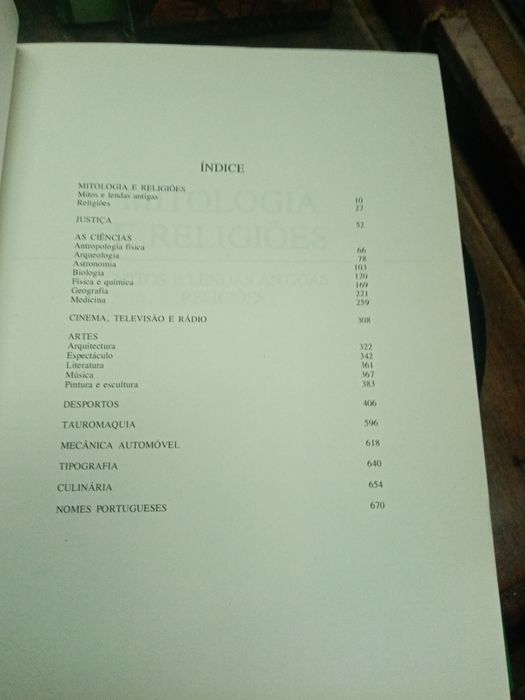 Dicionário enciclopédico Larousse