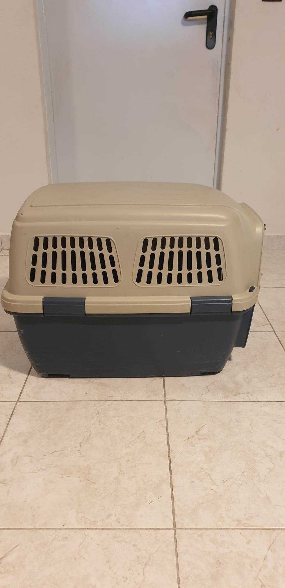 Transportadora em plástico para Cão /Gato