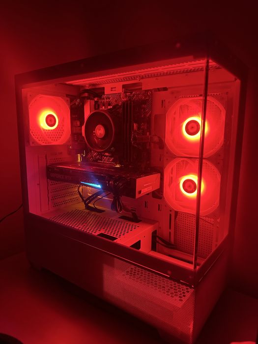 Komputer Gamingowy , Ryzen 5 5600x , RTX 3070 , 32 GB Ram