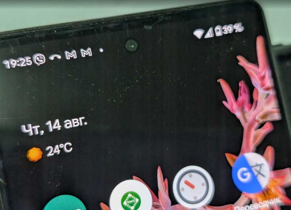 Телефон Google pixel 6 оригинал , есть скол на стекле,  Android 16