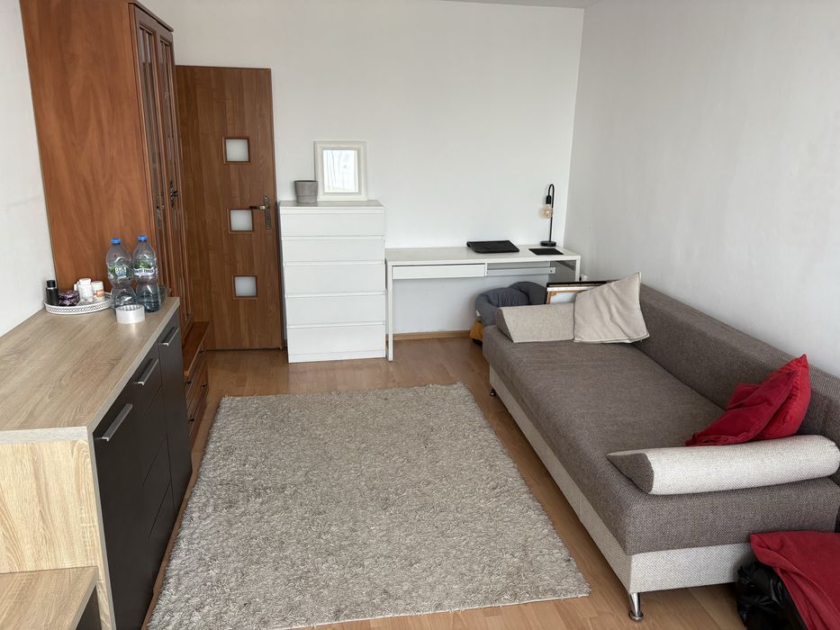 Duza kawalerka w centrum na wynajem-zarezerwowane