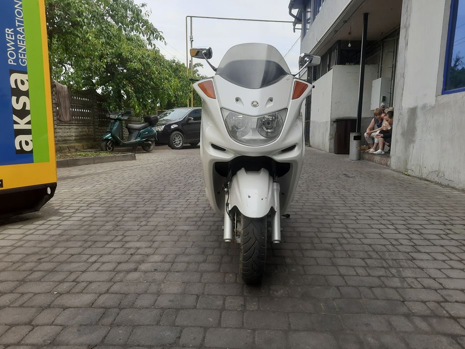 Yamaha Majesty 250