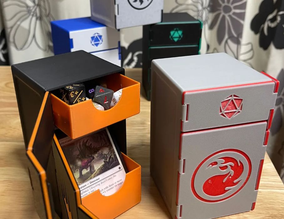 Caixa de Cartas Magic The Gathering com Espaço para Dados