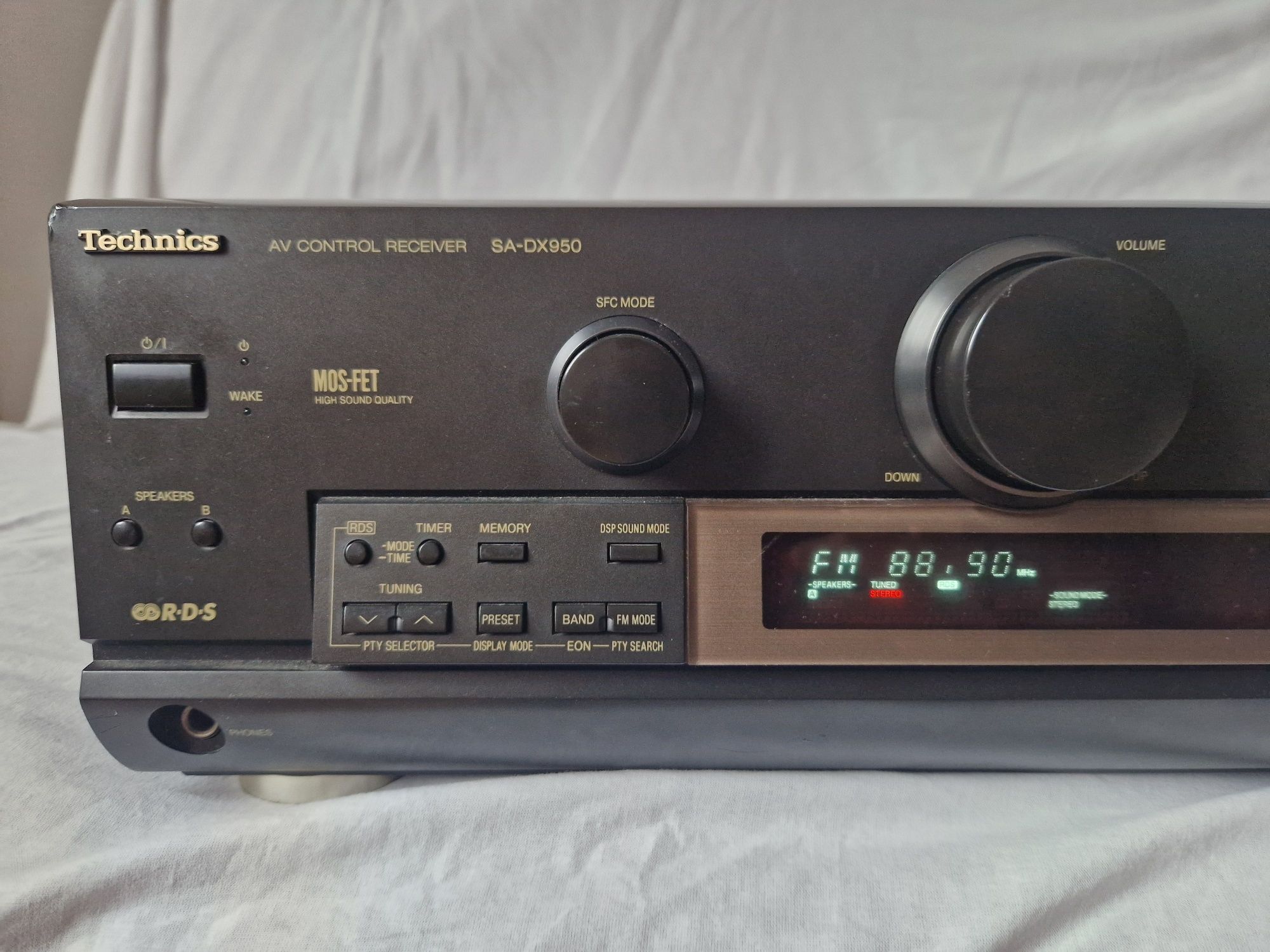 Amplituner technics sa dx 950