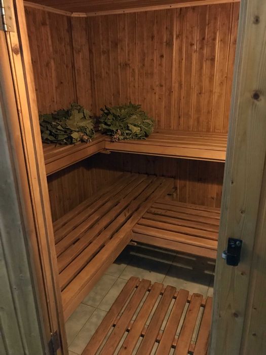 Баня на дровах в Крыжановке Дом с Цепями с бассейном