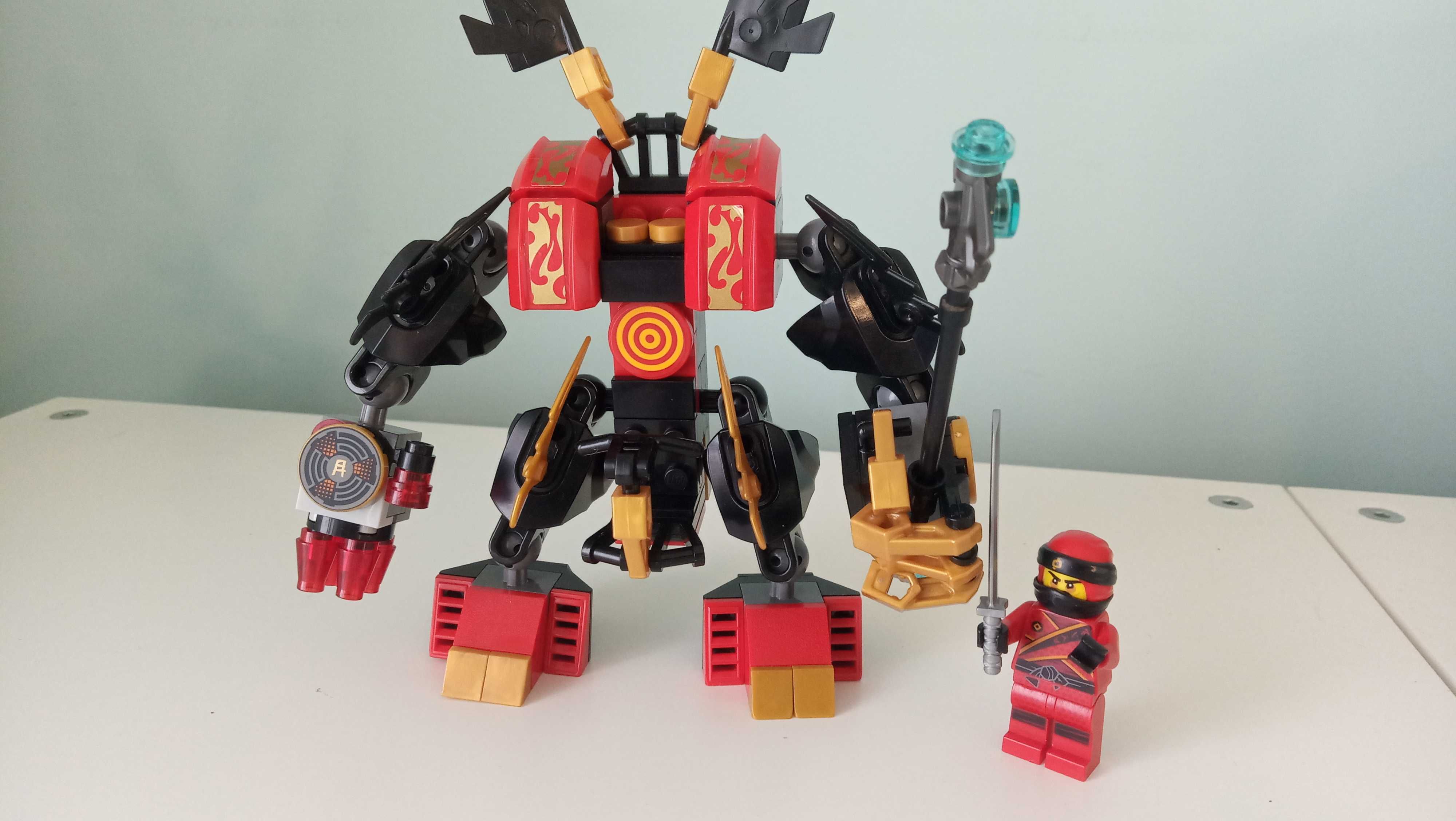 Lego Moc ninjago ognisty robot Kai'a + mini-figurka Kai'a
