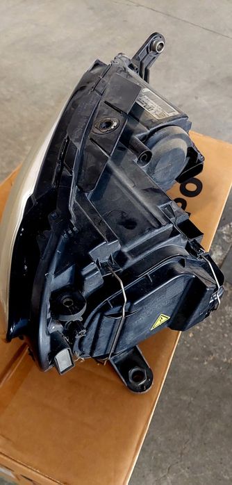 Farol esquerdo volkswagen passat b7