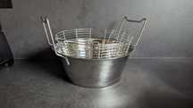 Fritadeira de inox por estrear