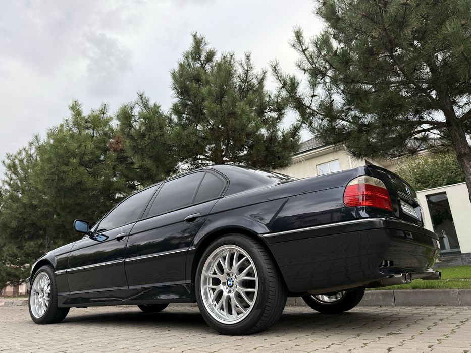 BMW 735i Steptronic 3.5 бензин/газ 2000 г