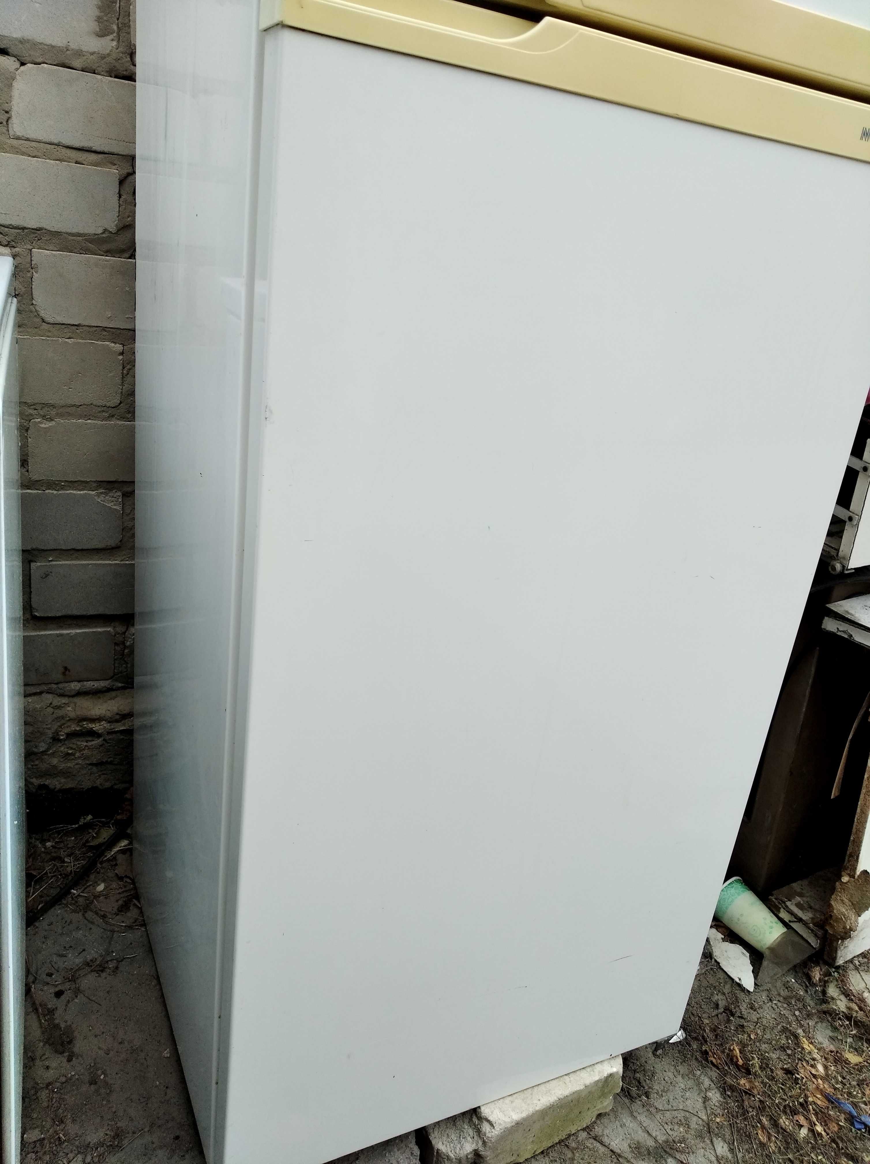 Холодильник 2-х камерный , рабочий продам доставка