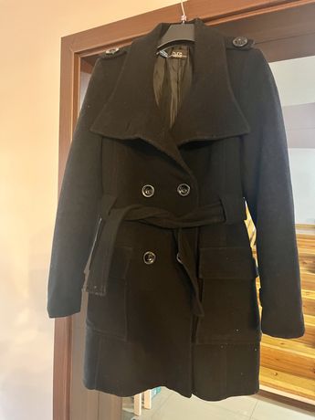Płaszcz czarny rozmiar 38