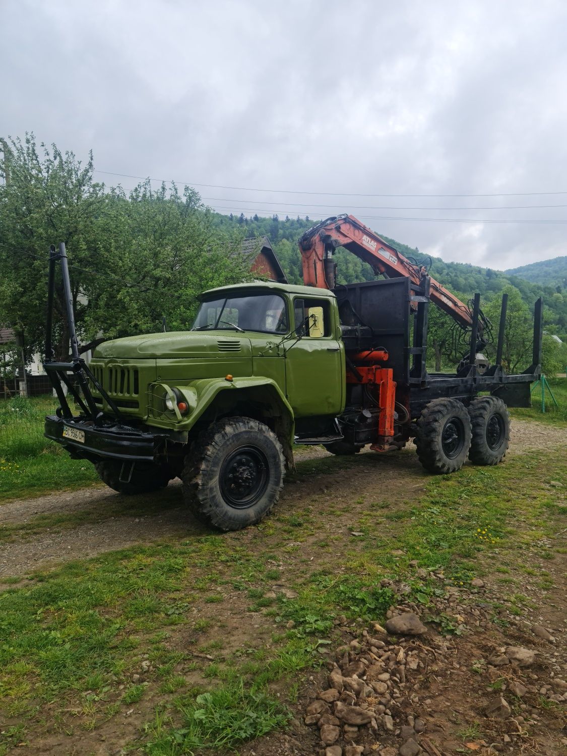 ЗІЛ 131 з маніпулятором