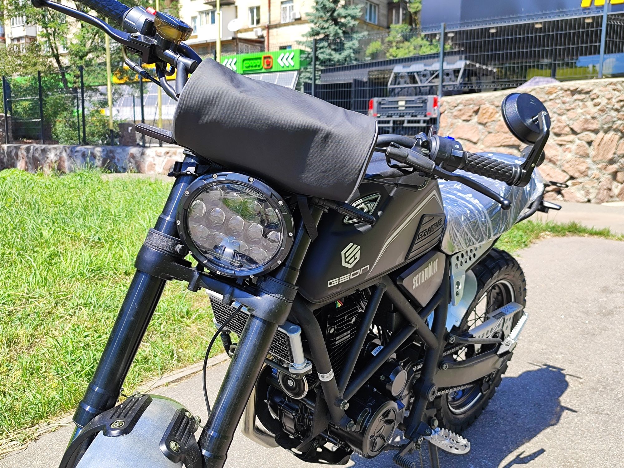 Продам мотоцикл GEON Scrambler 250.   2024