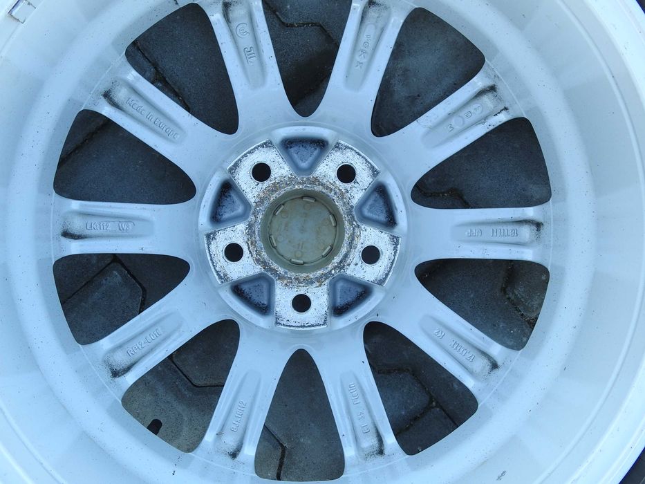 4x Alufelgi Platin 8J 18" 5x112 ET 35 piasta 66,6mm Stan BDB+