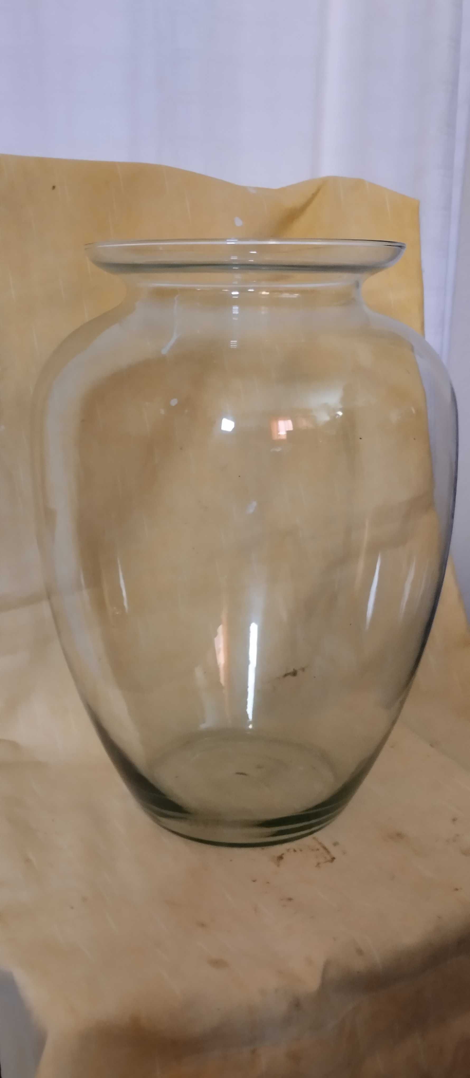 Jarro em vidro grande otimo para decorar a casa