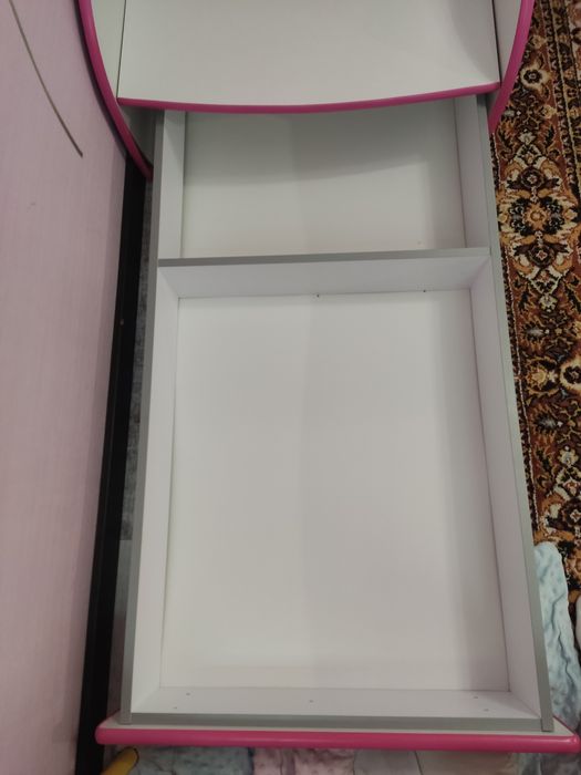 Дитяче ліжко для дівчинки