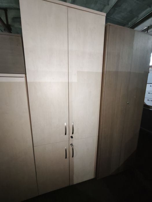 Шафи гардеробна/полиці