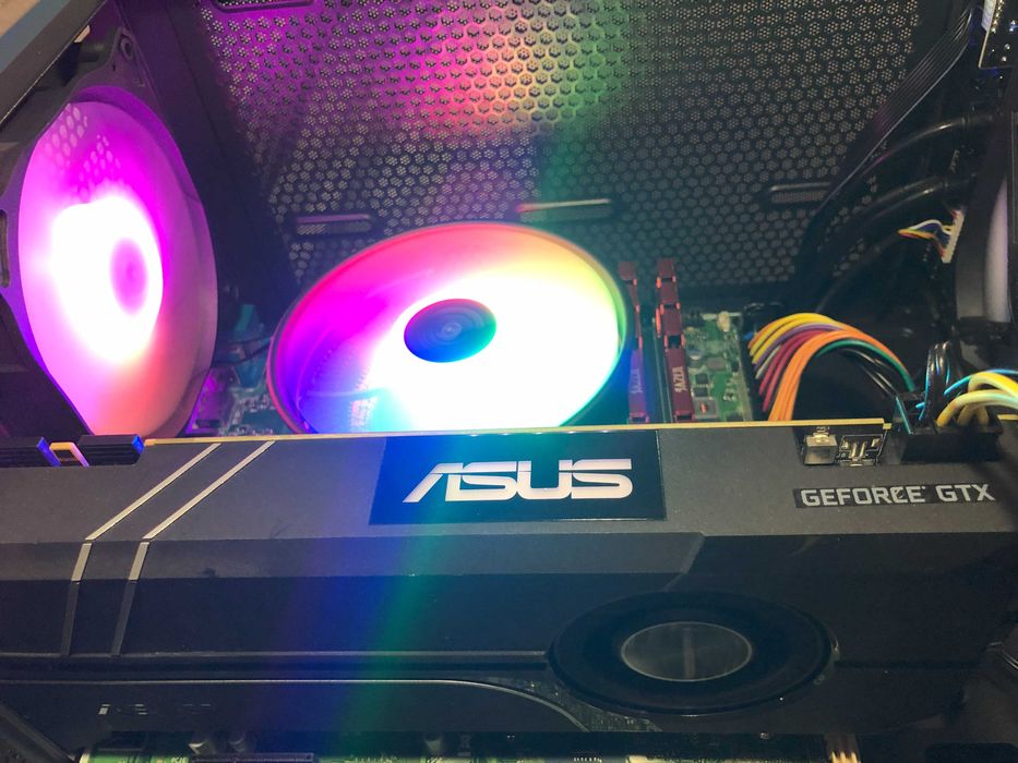 Игровой ПК Intel i5 8600/16Gb/GTX1070Ti/SSD500 компьютер системник