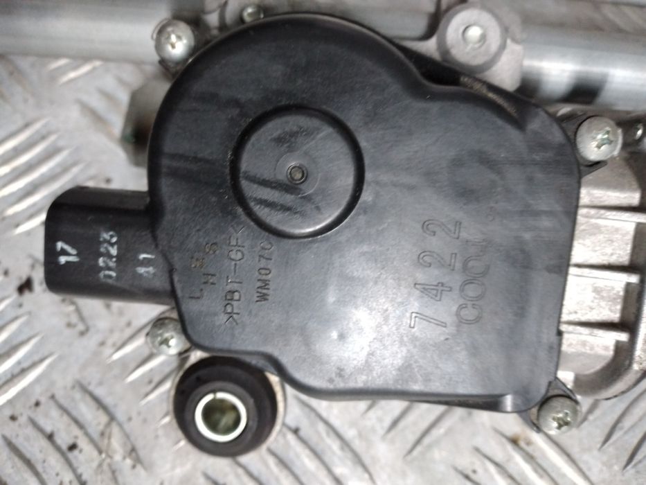 Nissan x-trail t32 lift mechanizm wycieraczek