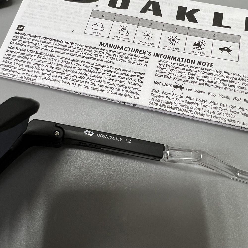 Oakley BXTR Matte Black оригинал новые солнцезащитные очки (NEW)