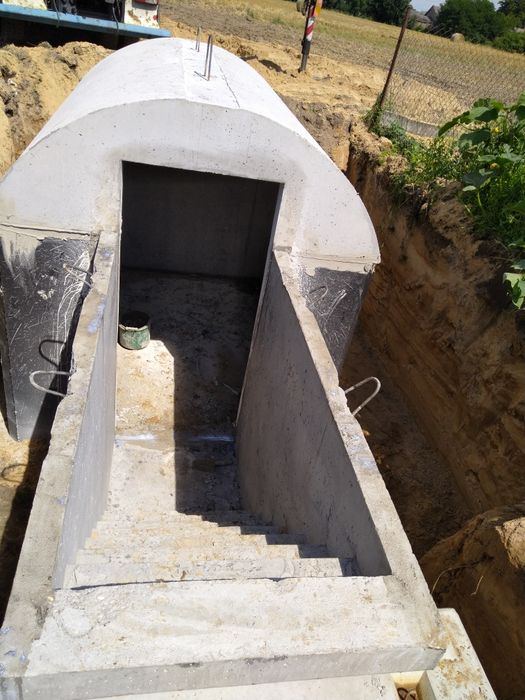Szambo betonowe/zbiornik na deszczówkę#kanał samochodowy/piwnica
