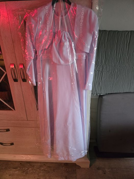 Alba komunijna dla dziewczynki