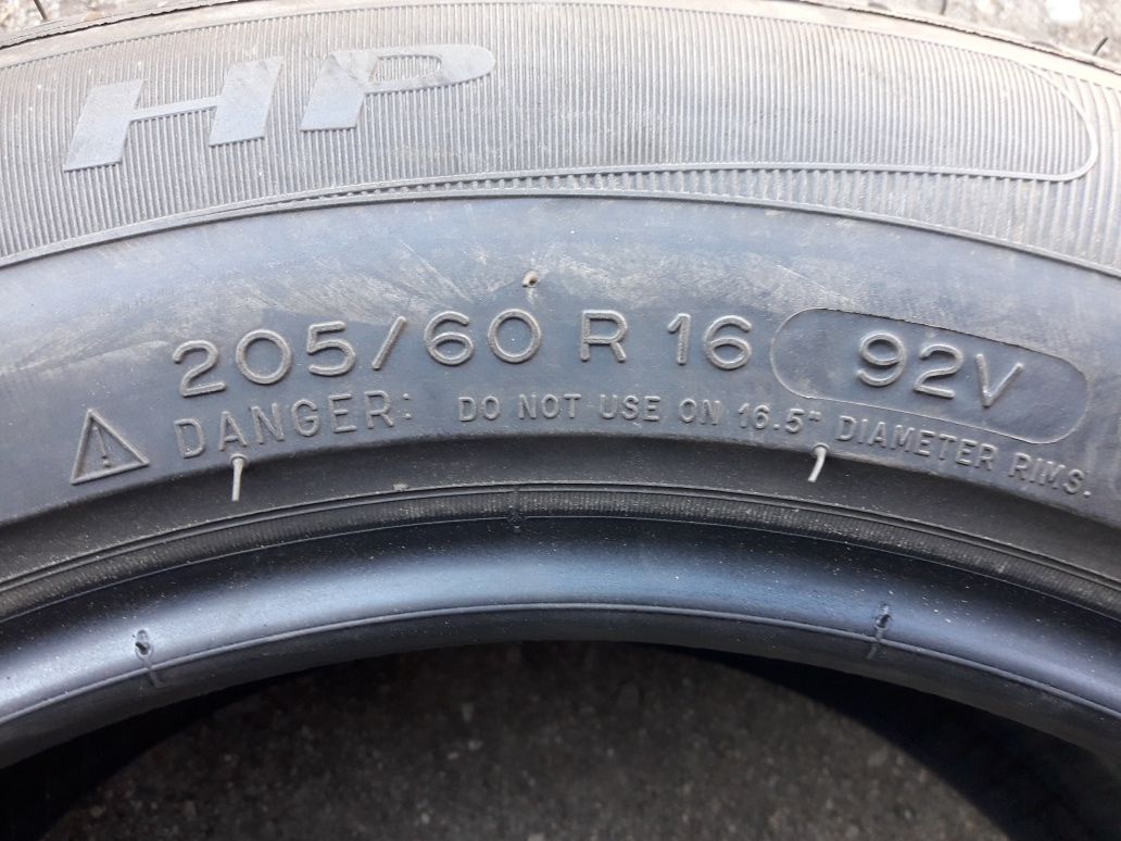 MICHELIN 205/60R16 92V , pojedyńcza opona letnia.